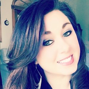 Meet your Posher, Brianna